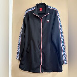 🎉Host Pick🎉 Nike Black Jacket with Unique Sleeve Stripes XXL